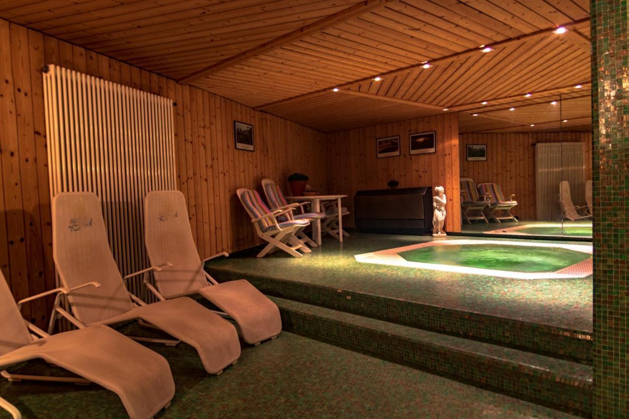 Hotel Planac Corvara In Badia Eksteriør billede