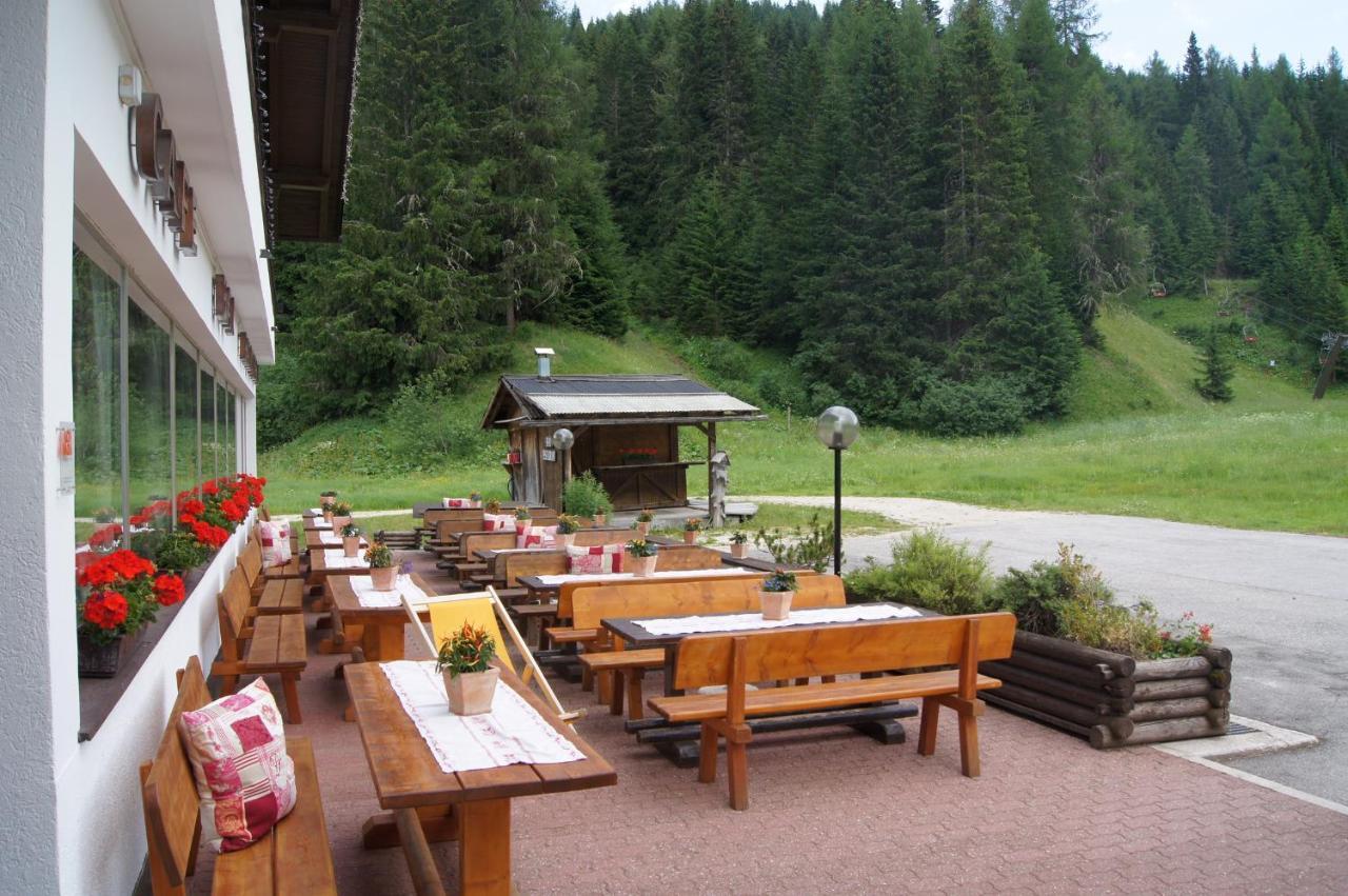 Hotel Planac Corvara In Badia Eksteriør billede